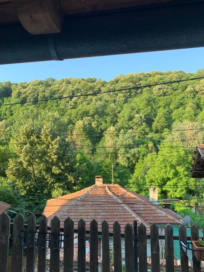 The Base- Balance Hub Hotel Veliko Tarnovo Buitenkant foto