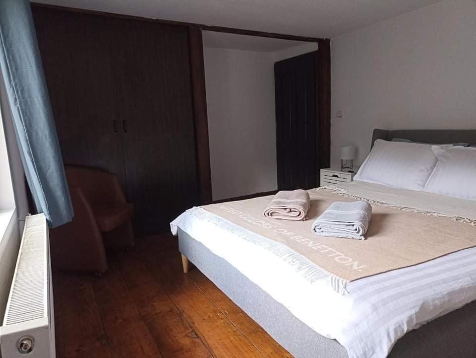 The Base- Balance Hub Hotel Veliko Tarnovo Buitenkant foto