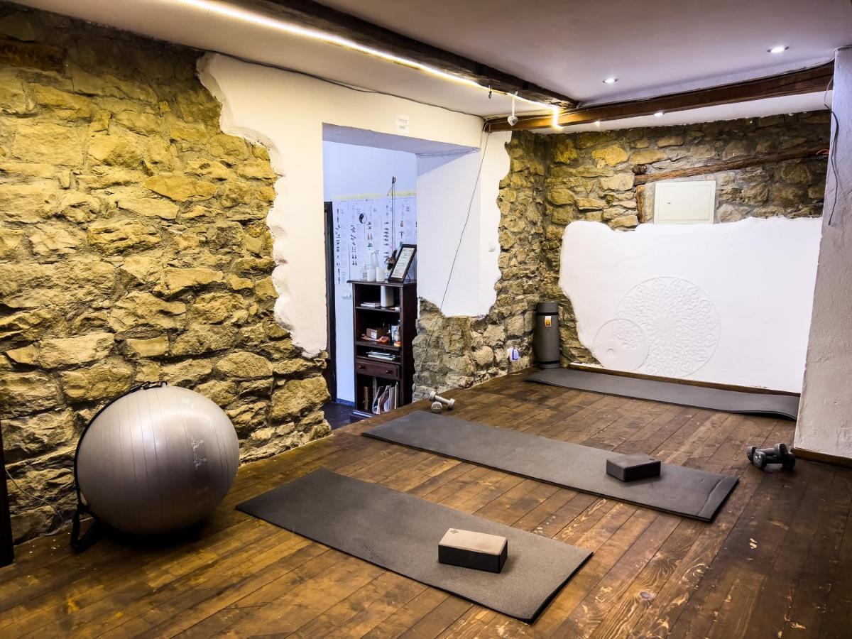 The Base- Balance Hub Hotel Veliko Tarnovo Buitenkant foto